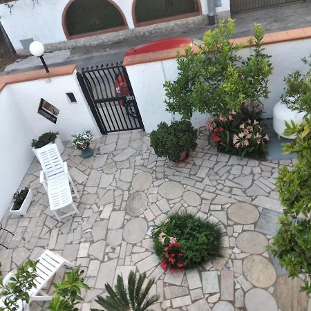 Villa Dafne Mare Fondi Sperlonga エクステリア 写真